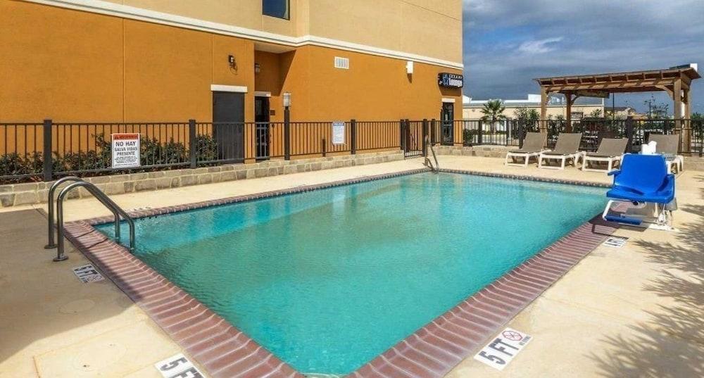 Comfort Suites Cotulla Near I-35 Ngoại thất bức ảnh