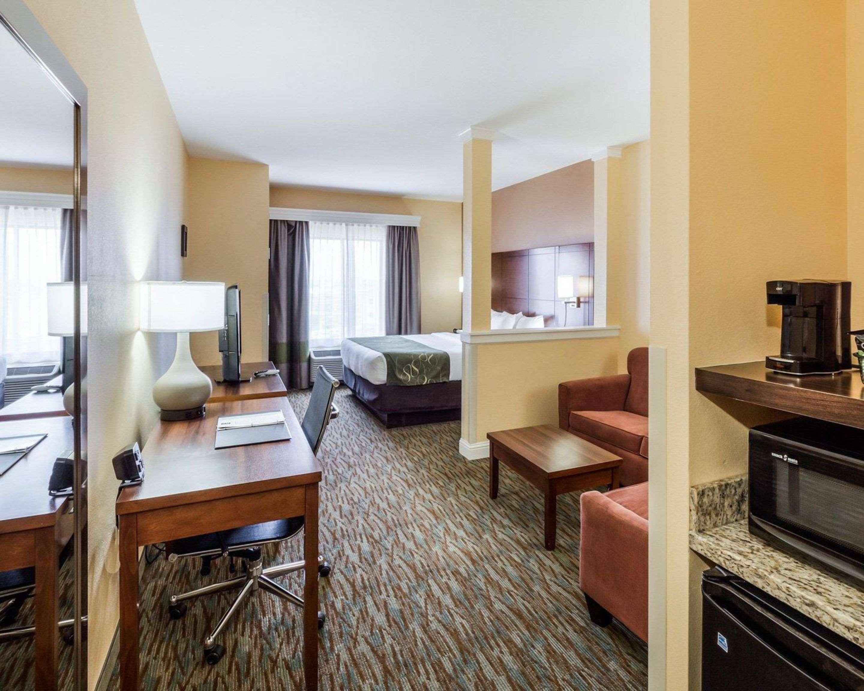 Comfort Suites Cotulla Near I-35 Ngoại thất bức ảnh