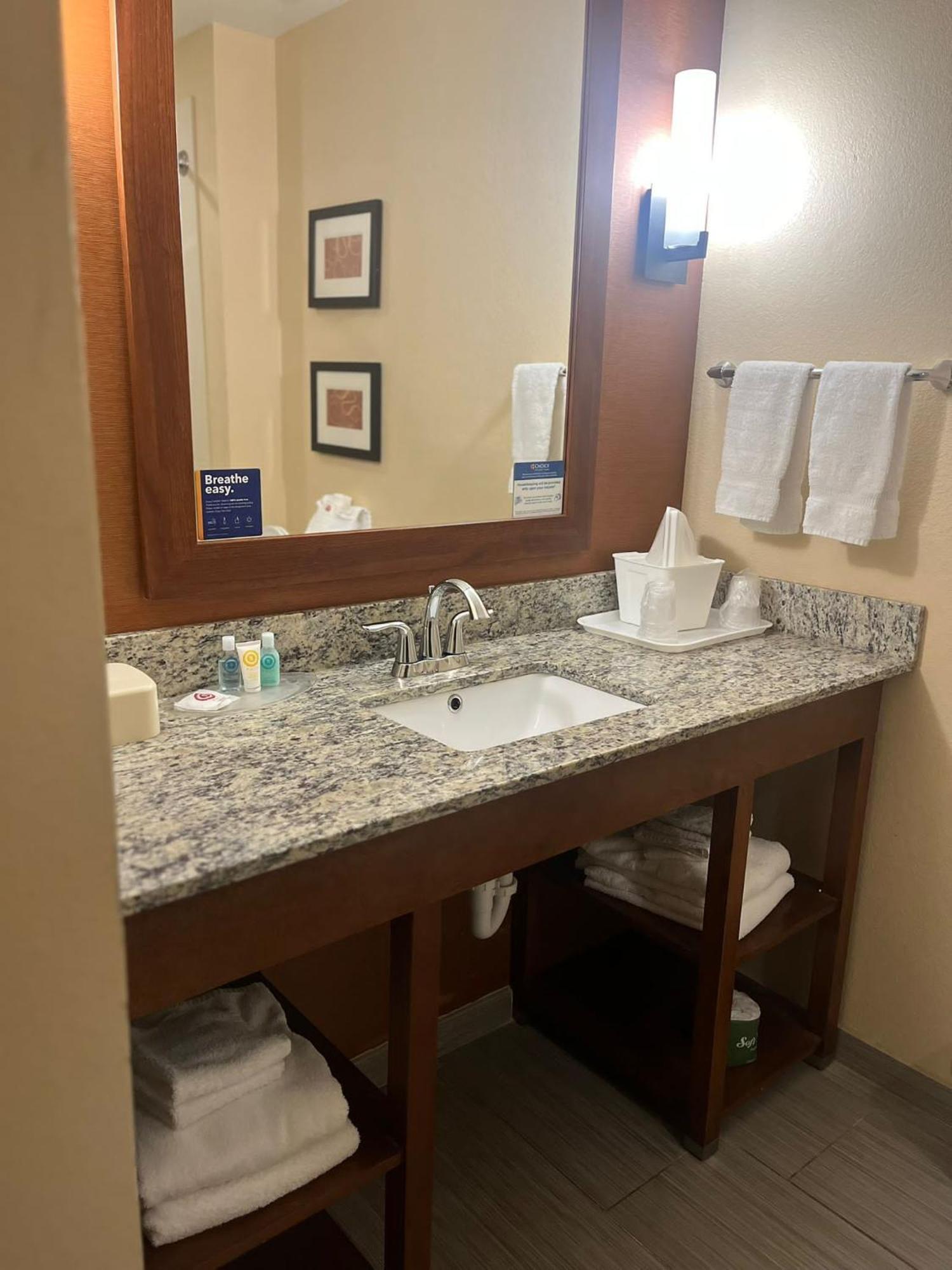 Comfort Suites Cotulla Near I-35 Ngoại thất bức ảnh
