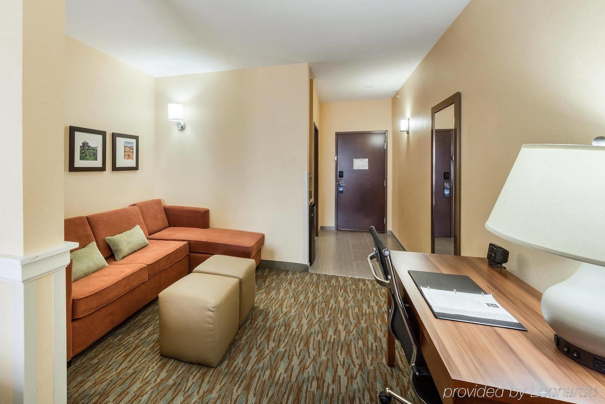 Comfort Suites Cotulla Near I-35 Ngoại thất bức ảnh