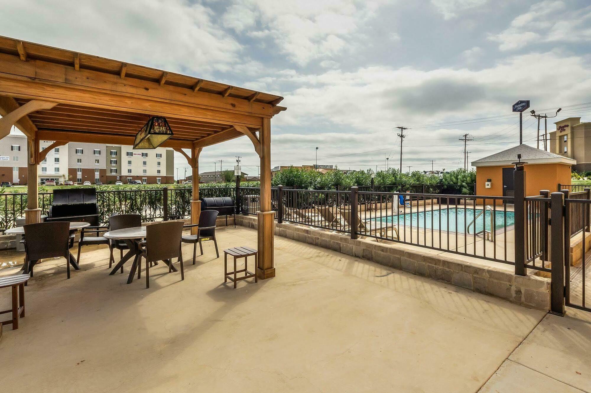 Comfort Suites Cotulla Near I-35 Ngoại thất bức ảnh
